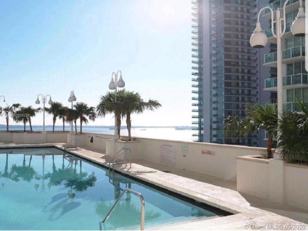 Apartment Brickell 4 Bedrooms High Ceiling Loft On The Pool